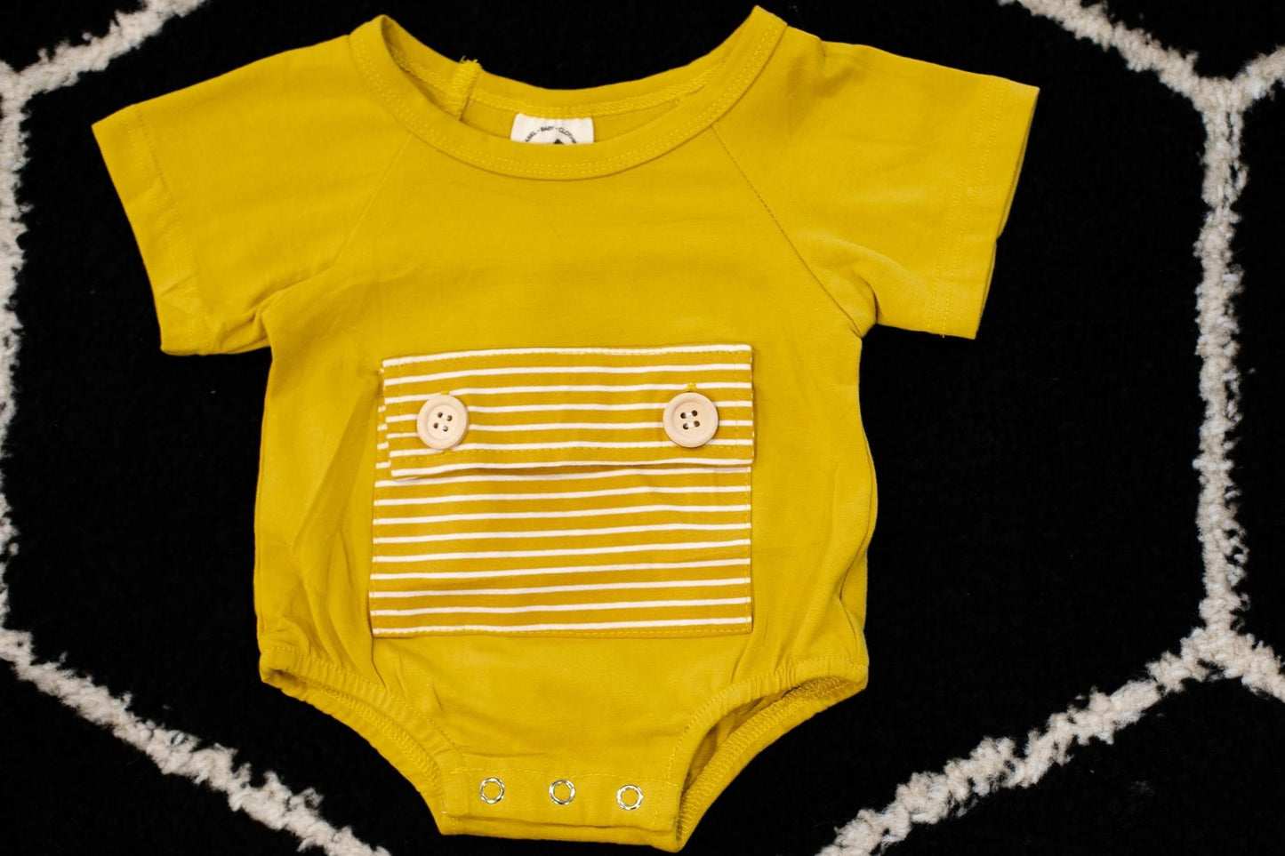 Yodeling in Yellow